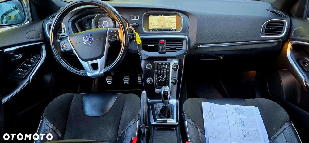 Volvo V40 - 10