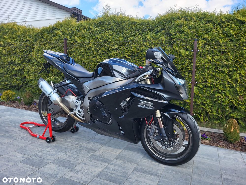 Suzuki GSX 1000 - 2