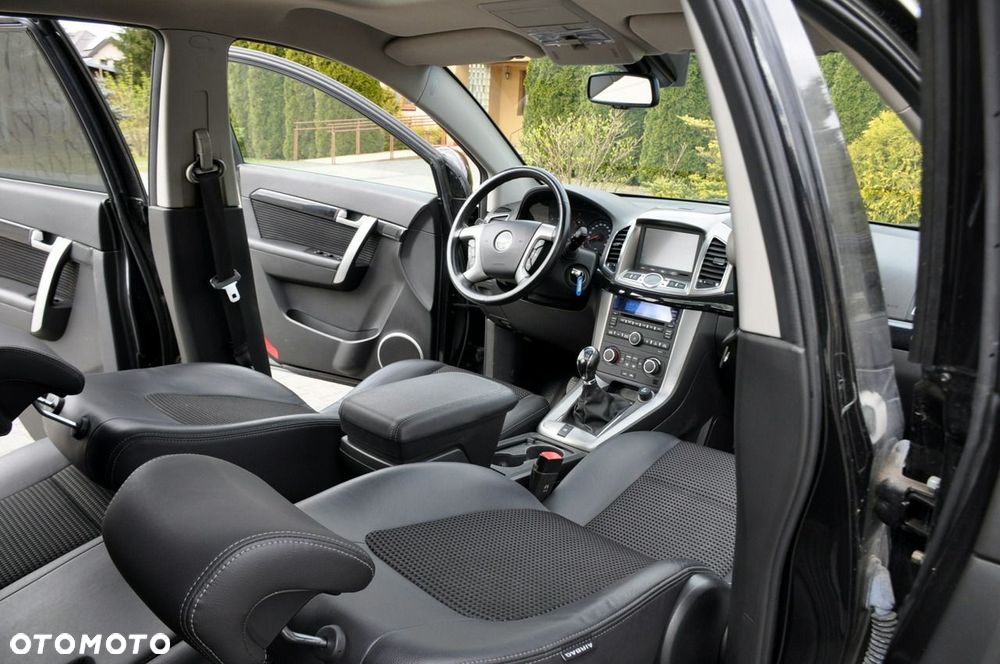 Chevrolet Captiva - 24