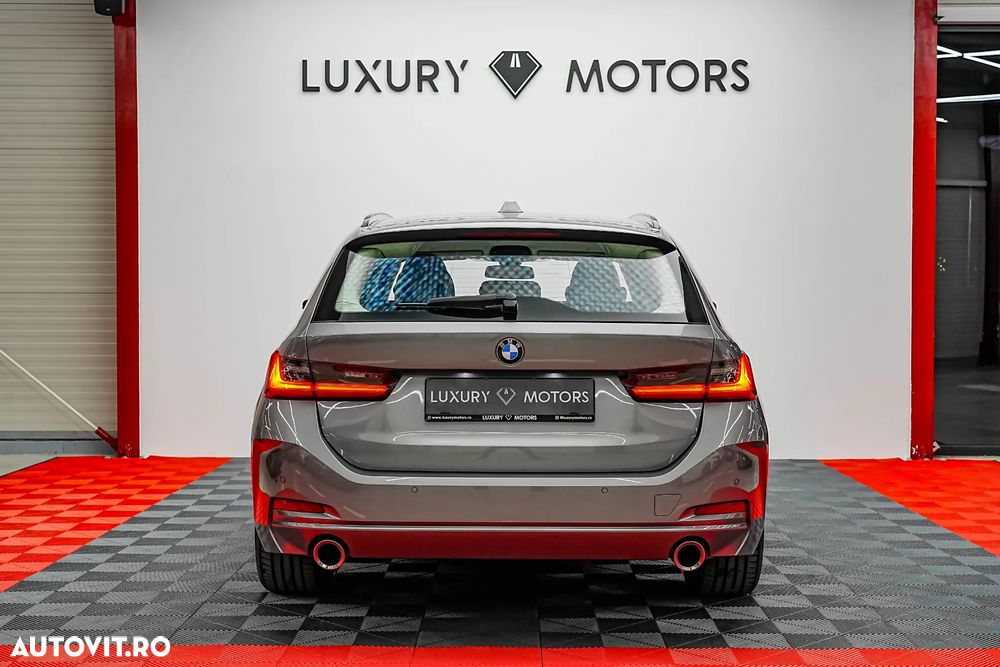 BMW Seria 3 320d Touring xDrive Aut. - 13