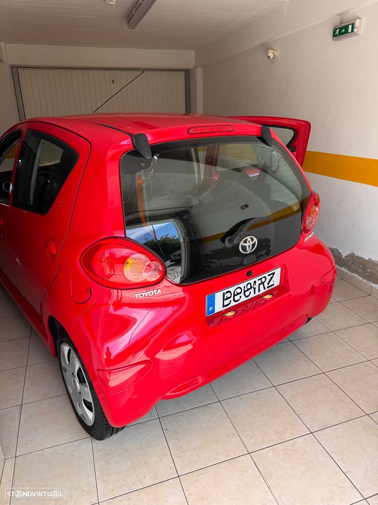 Toyota Aygo Standard - 5