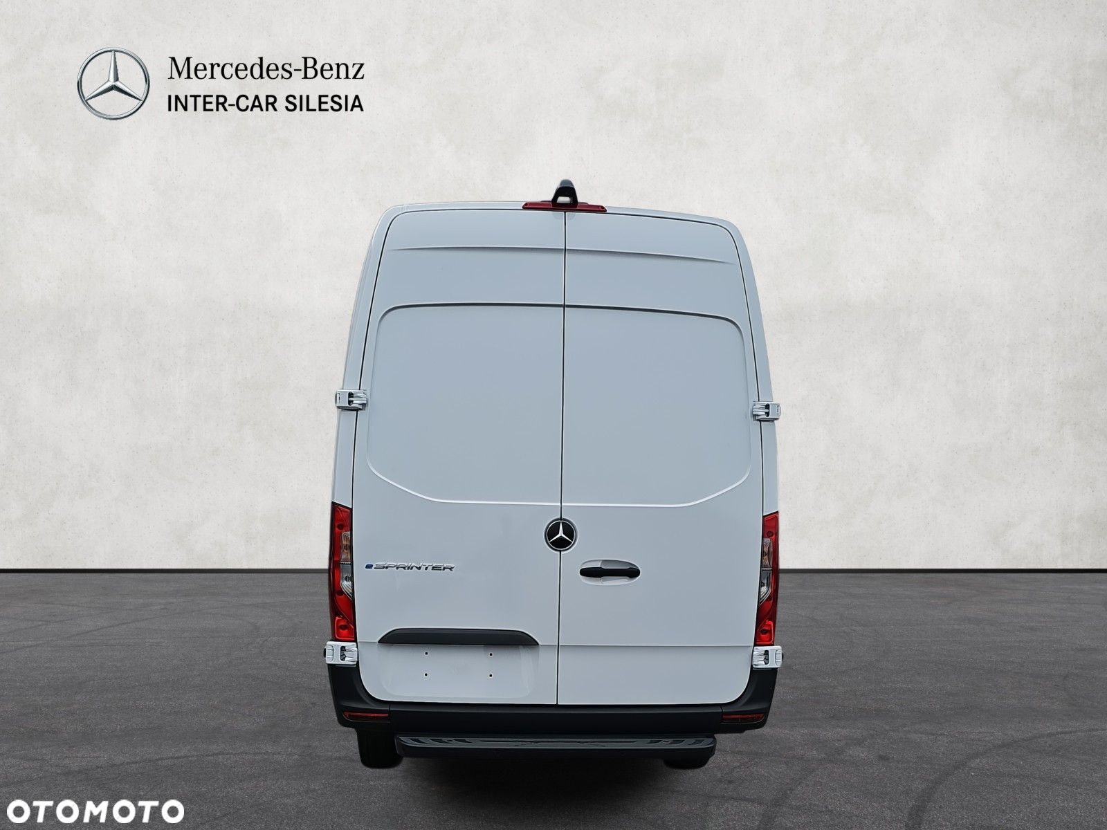 Mercedes-Benz Sprinter 320 e - 6