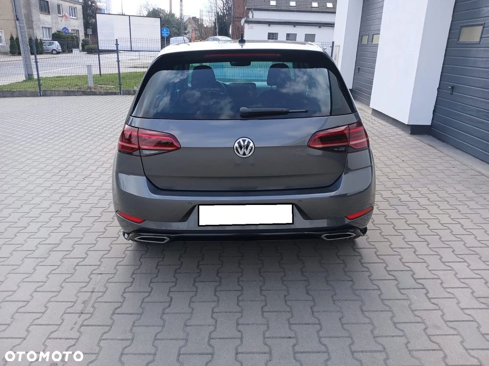 Volkswagen Golf 2.0 BlueTDI Highline - 27