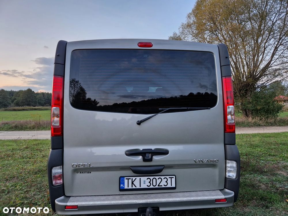 Opel Vivaro - 9