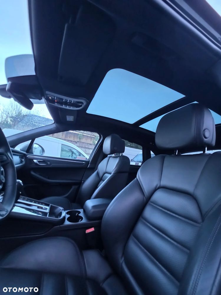 Porsche Macan T - 40