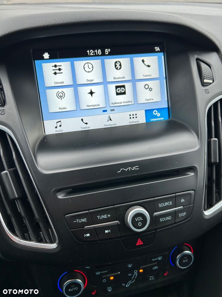 Ford Focus 1.0 EcoBoost Start-Stopp-System TITANIUM STYLE - 19