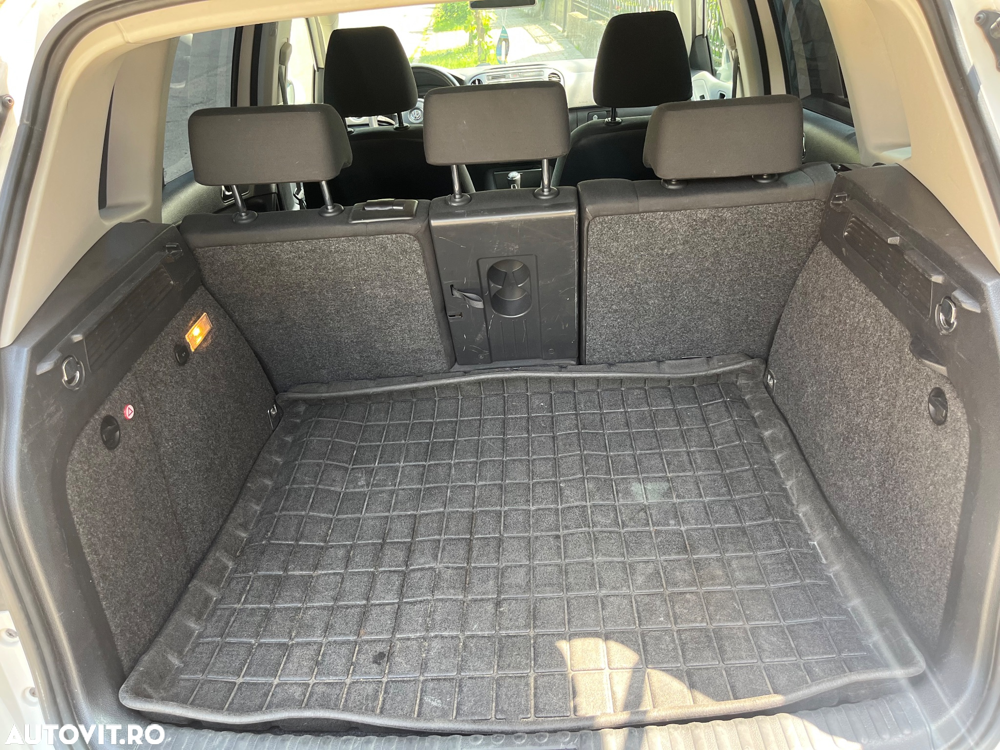Volkswagen Tiguan 2.0 TDI DPF BlueMotion Technology Exclusive - 8