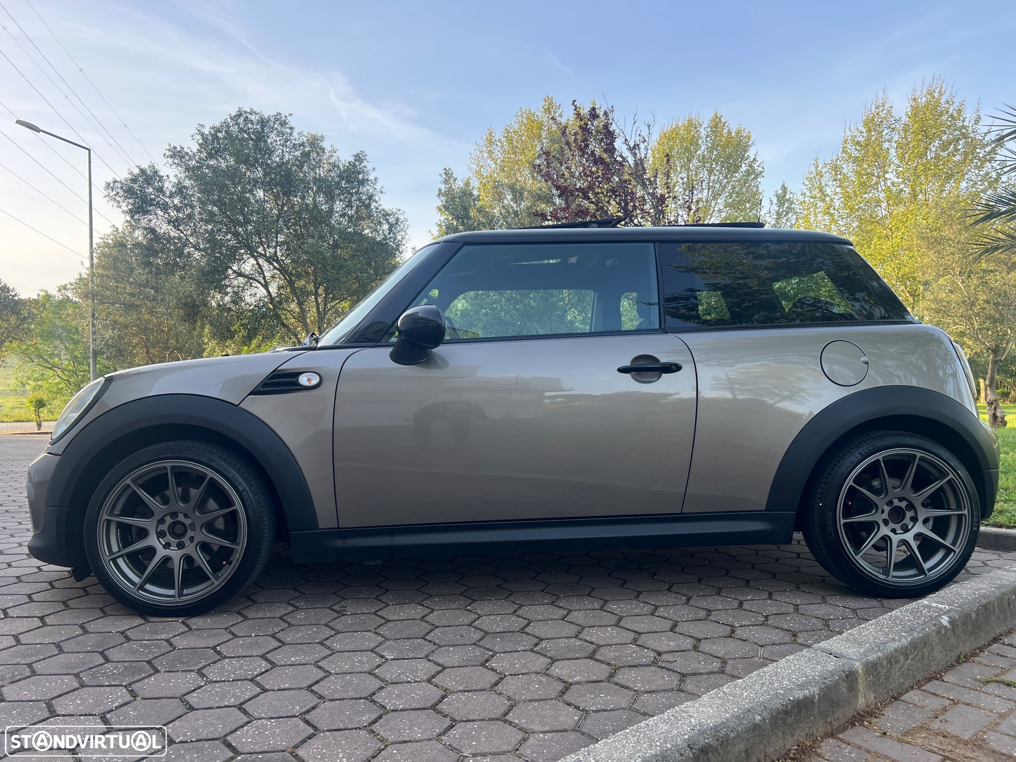 MINI 3 Portas Cooper D - 4