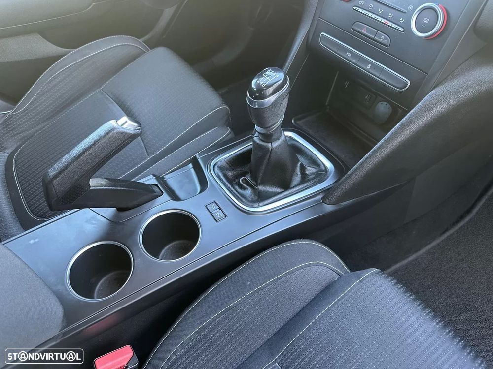Renault Mégane Sport Tourer - 60