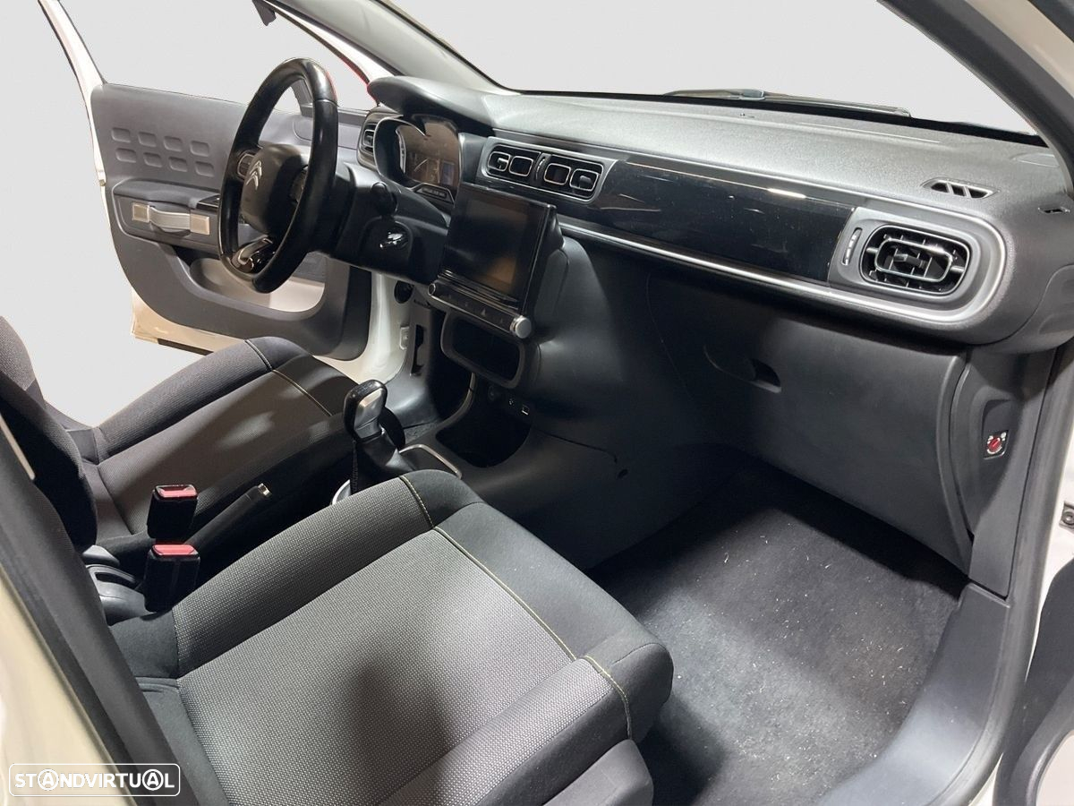 Citroën C3 1.2 PureTech Shine - 4