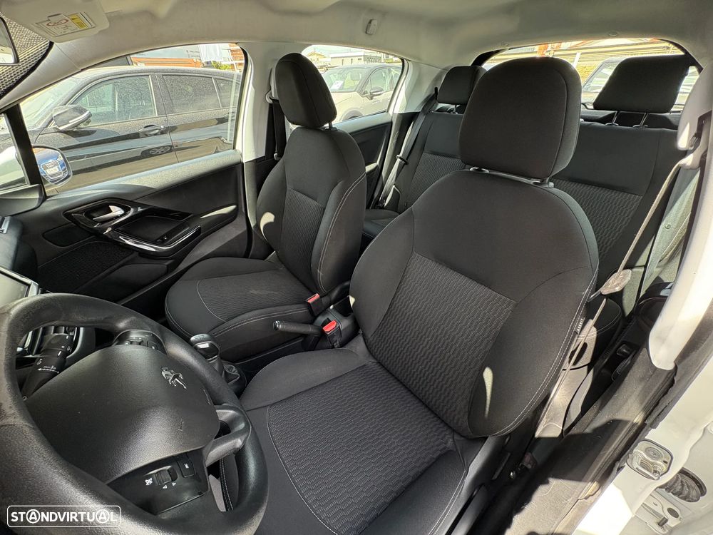 Peugeot 208 1.6 BlueHDi Active - 10