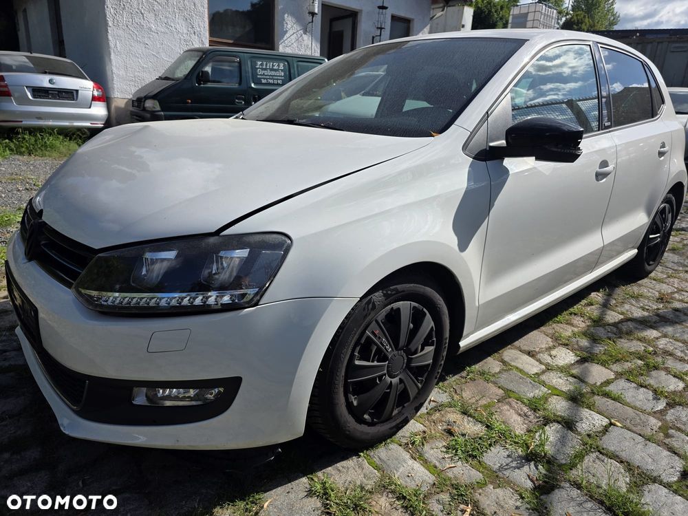 Volkswagen Polo - 1