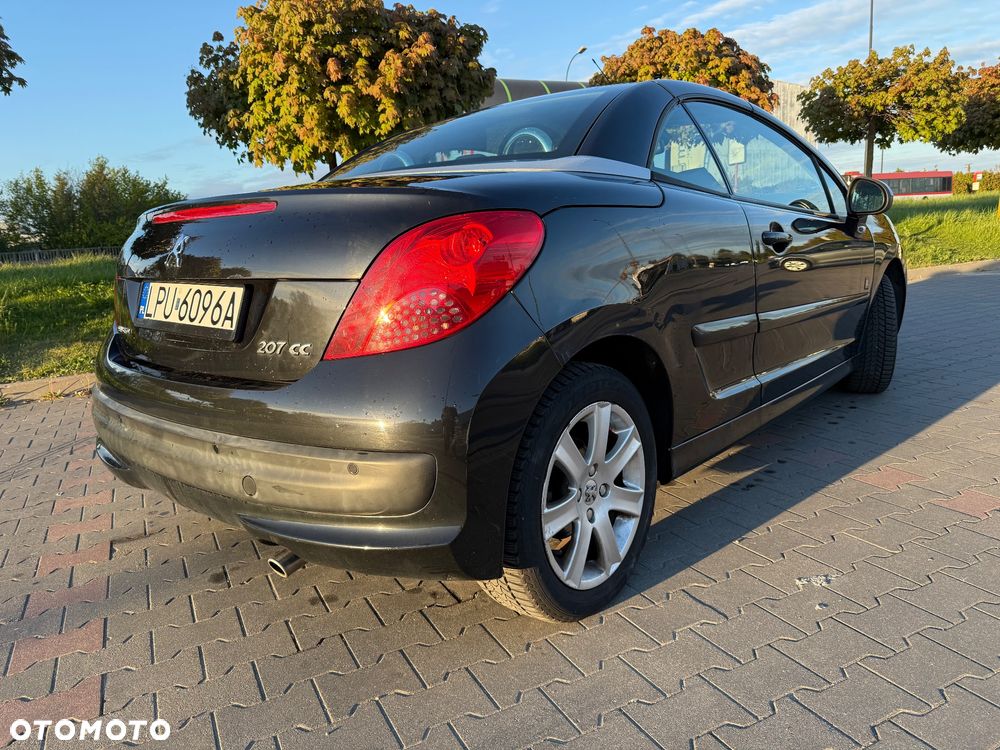 Peugeot 207 CC 1.6 Intense - 9