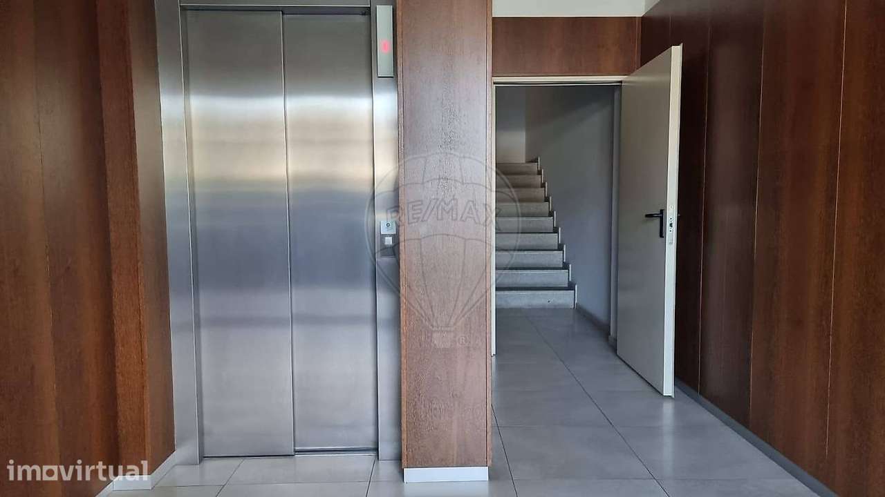 Apartamento T2 para arrendamento - Grande imagem: 4/47
