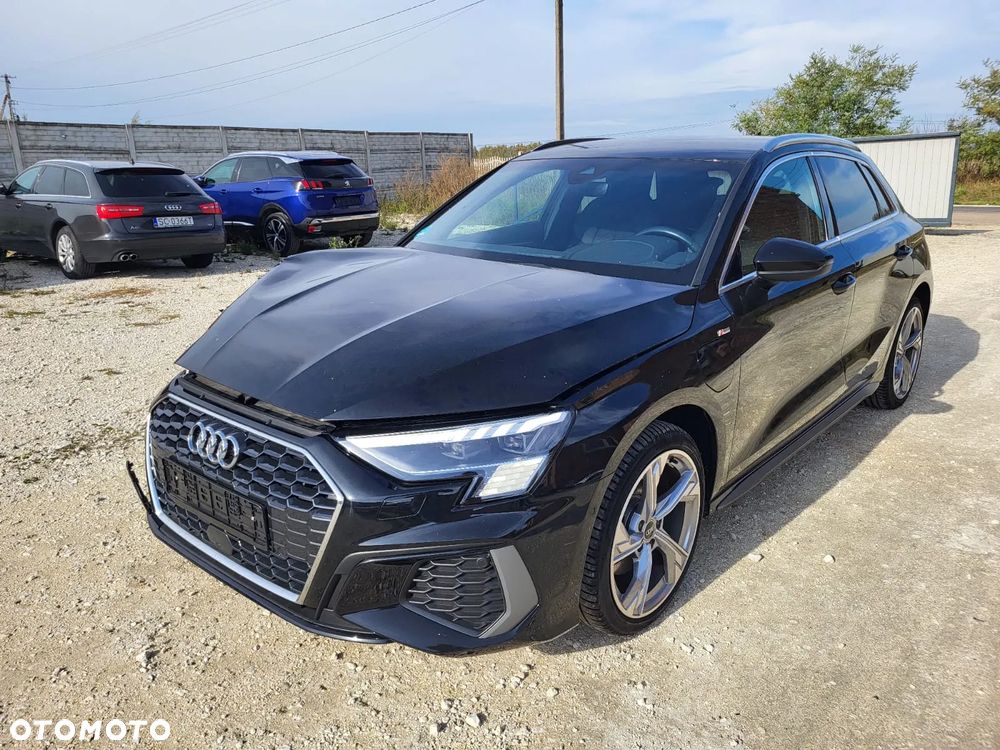 Audi A3 Sportback TFSIe 150 kW ack S tronic S line - 2