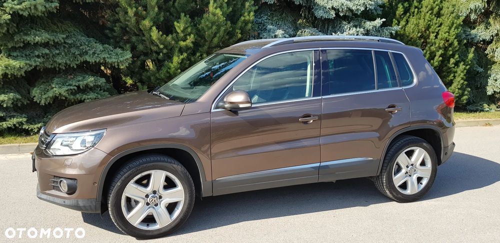 Volkswagen Tiguan 2.0 TDI DPF 4Motion BlueMotion Technology DSG Sport & Style - 4