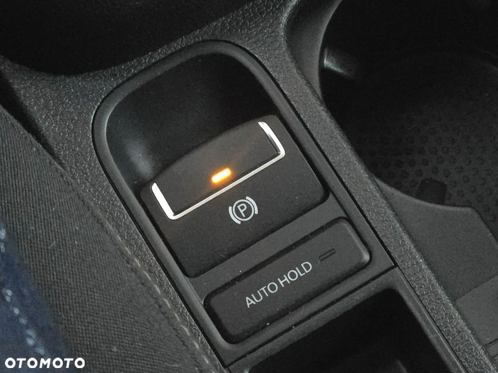 Volkswagen Tiguan - 14