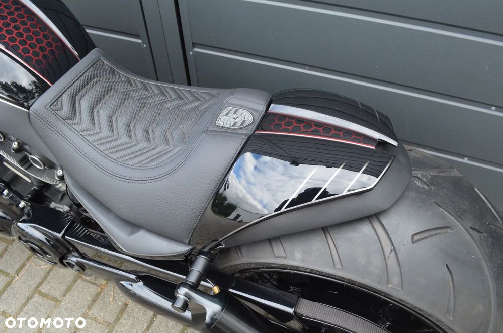 Harley-Davidson V-Rod Night Rod - 25