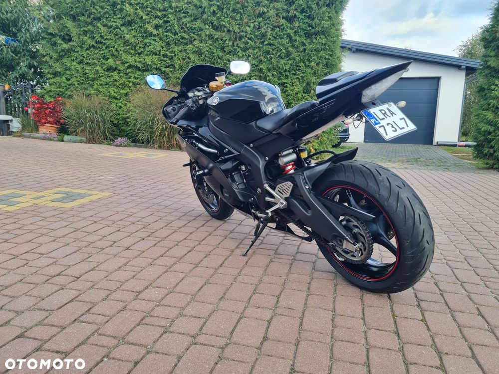 Yamaha R6 - 4