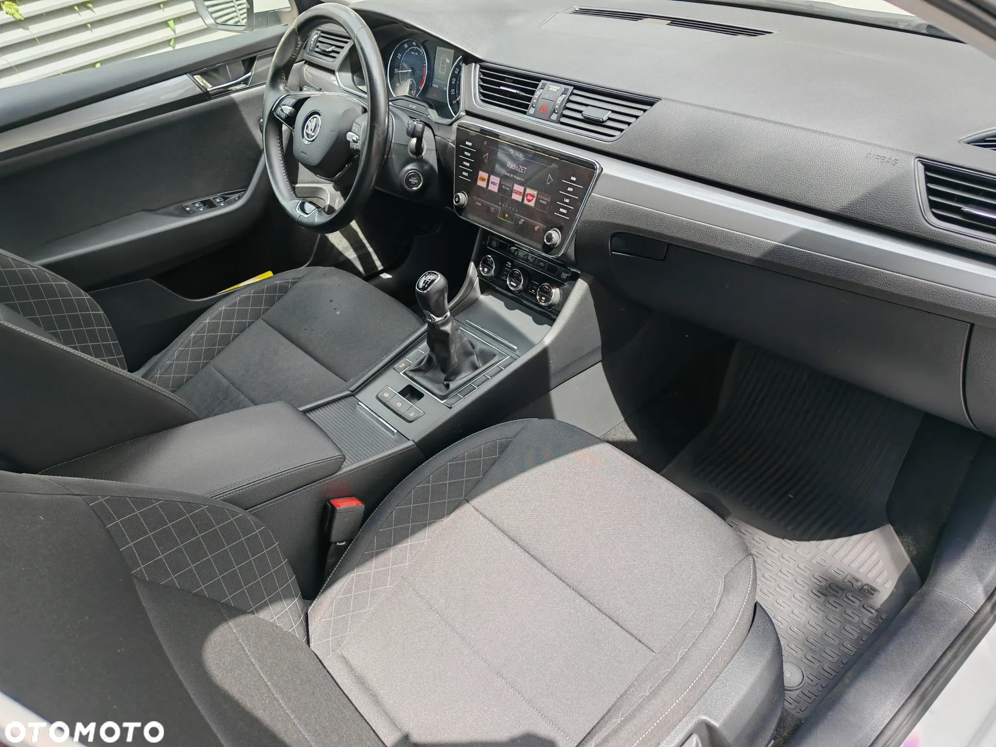 Skoda Superb 1.5 TSI ACT Active - 19