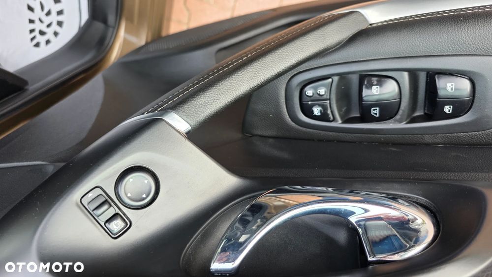 Renault Kadjar 1.2 Energy TCe Business - 16