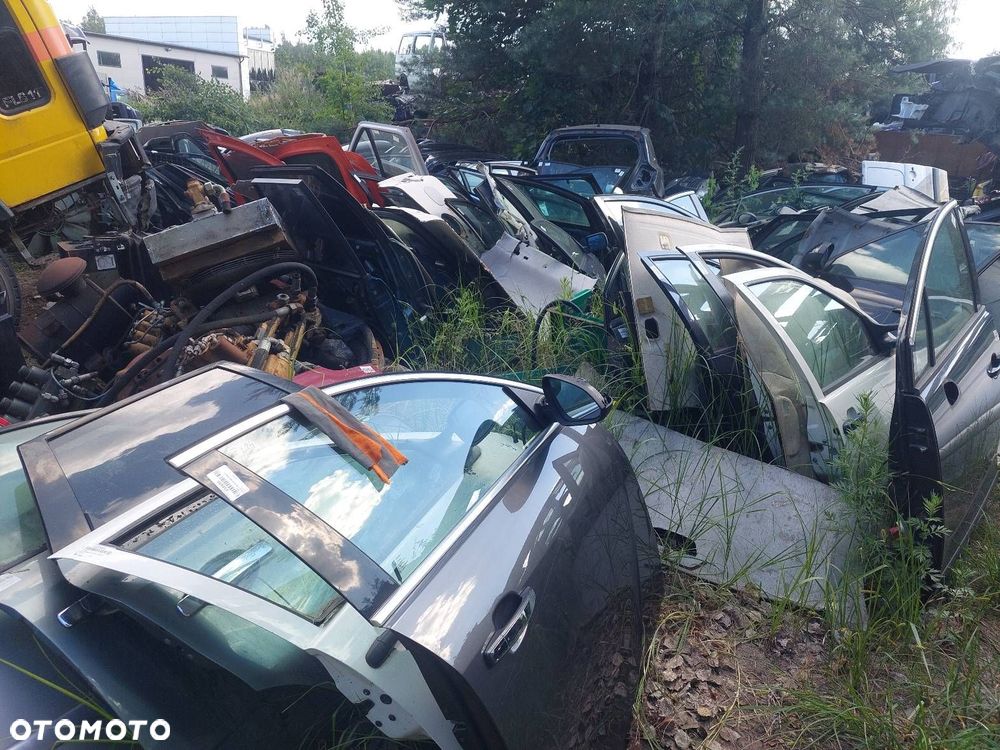 DRZWI KOMPLETNE PRAWY PRZÓD OPEL INSIGNIA A Z177 - 8