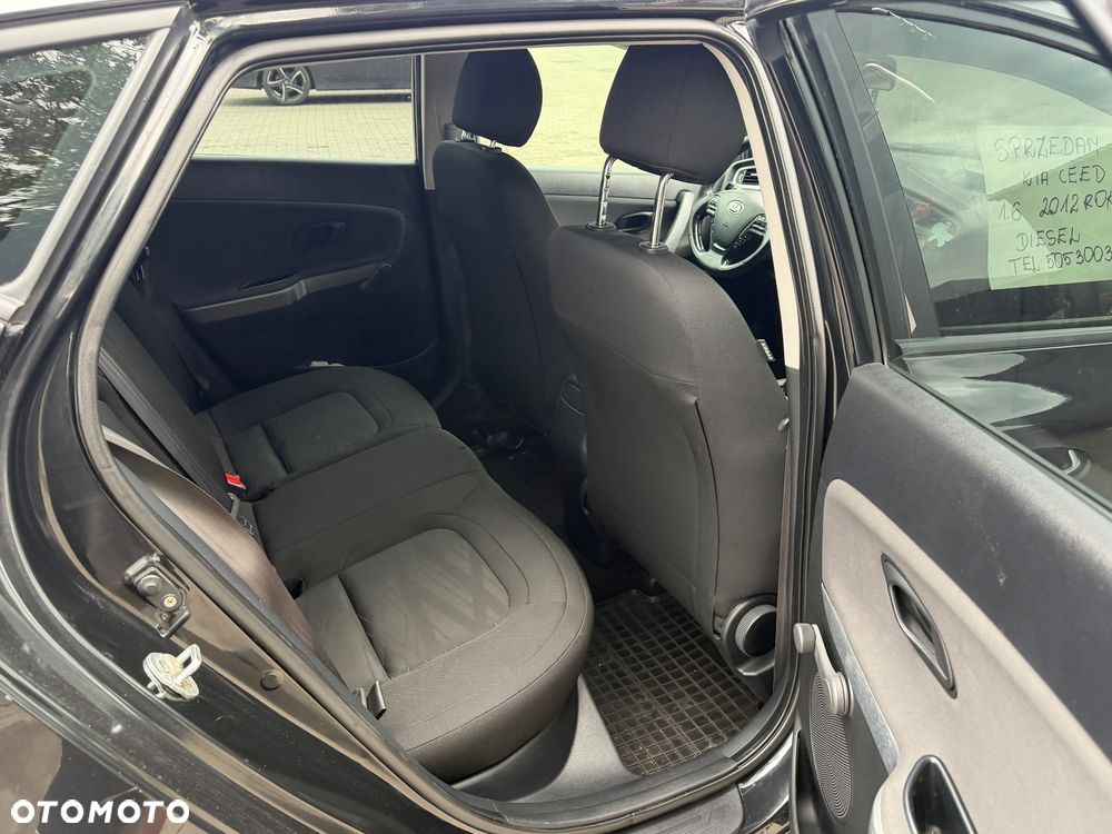 Kia Ceed 1.6 CRDi XL - 17