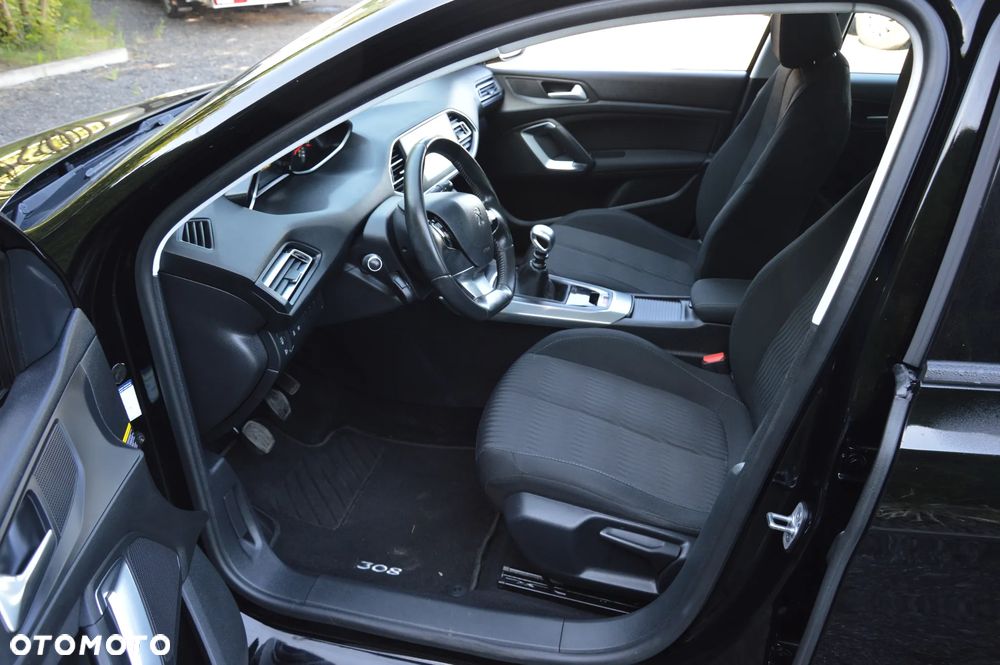 Peugeot 308 - 22