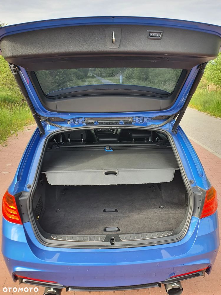 BMW Seria 3 328i xDrive - 10