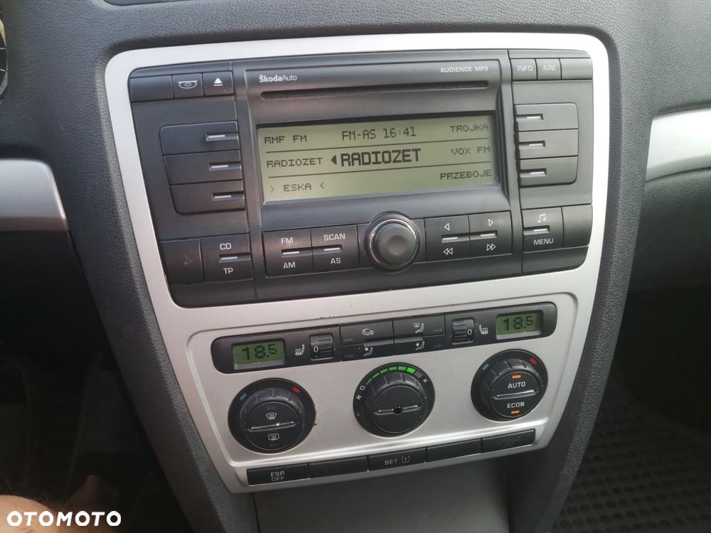 Skoda Octavia 2.0 TDI RS - 10