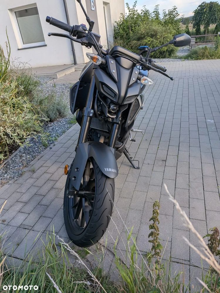 Yamaha MT - 2