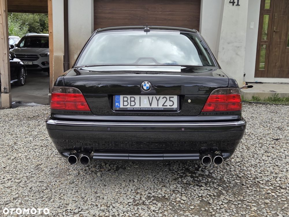 BMW Seria 7 - 5