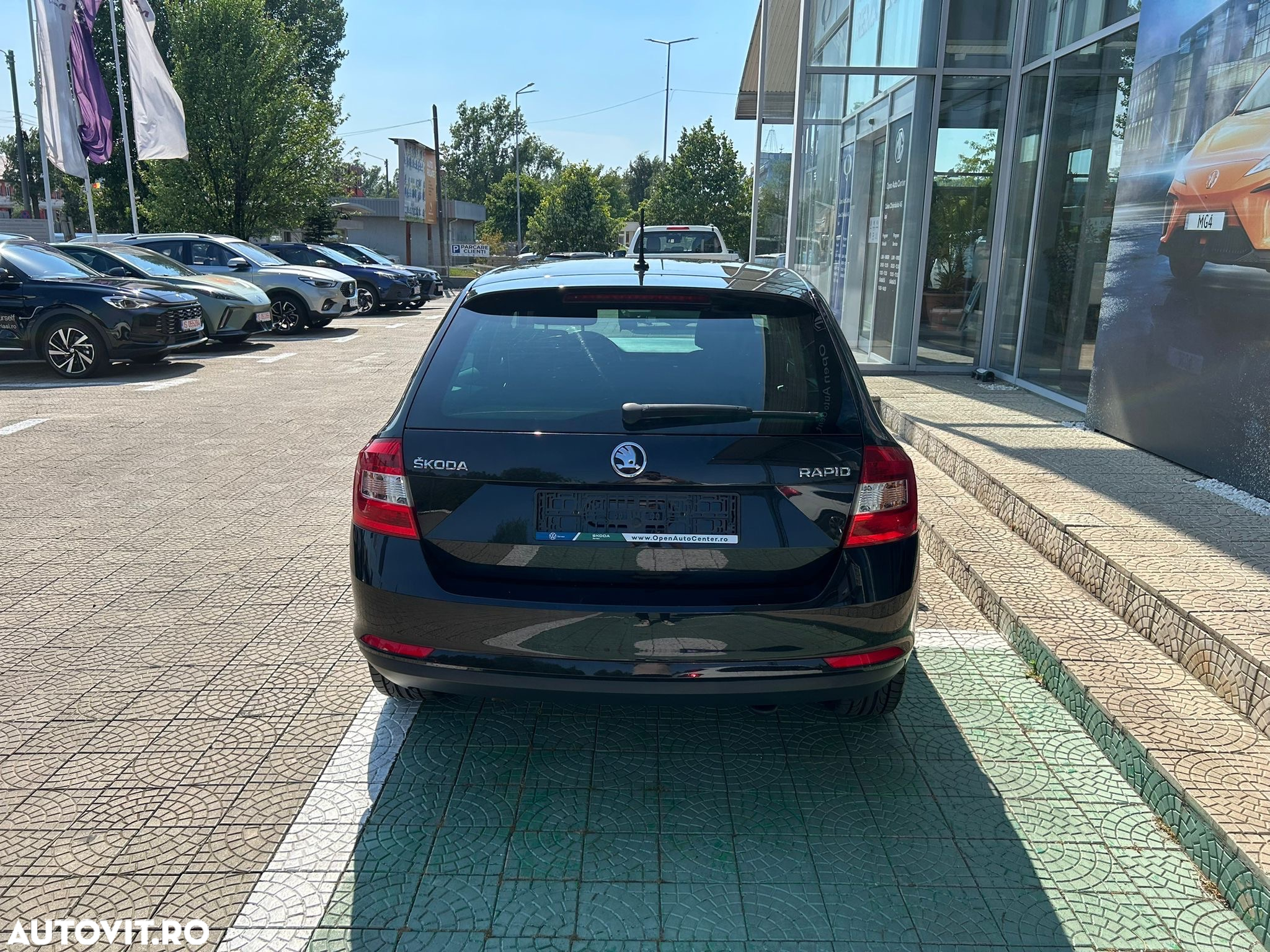 Skoda RAPID 1.4 TDI DSG Ambition - 4