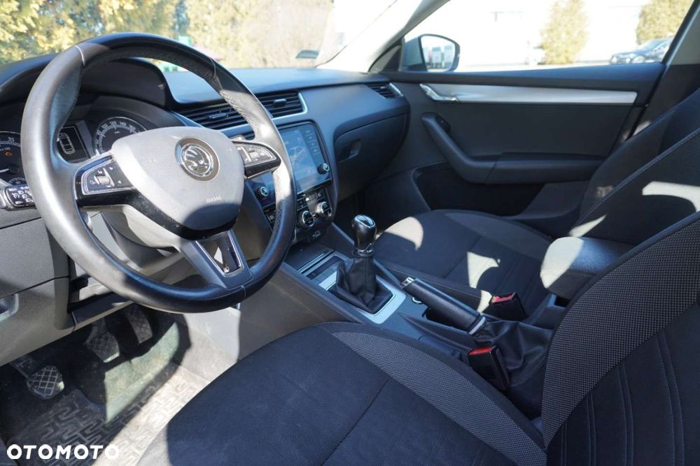 Skoda Octavia - 8