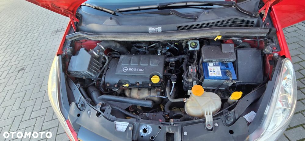 Opel Corsa 1.4 16V Color Race - 33