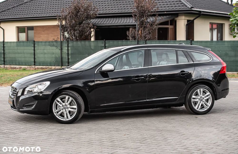 Volvo V60 T3 R-Design Summum - 7