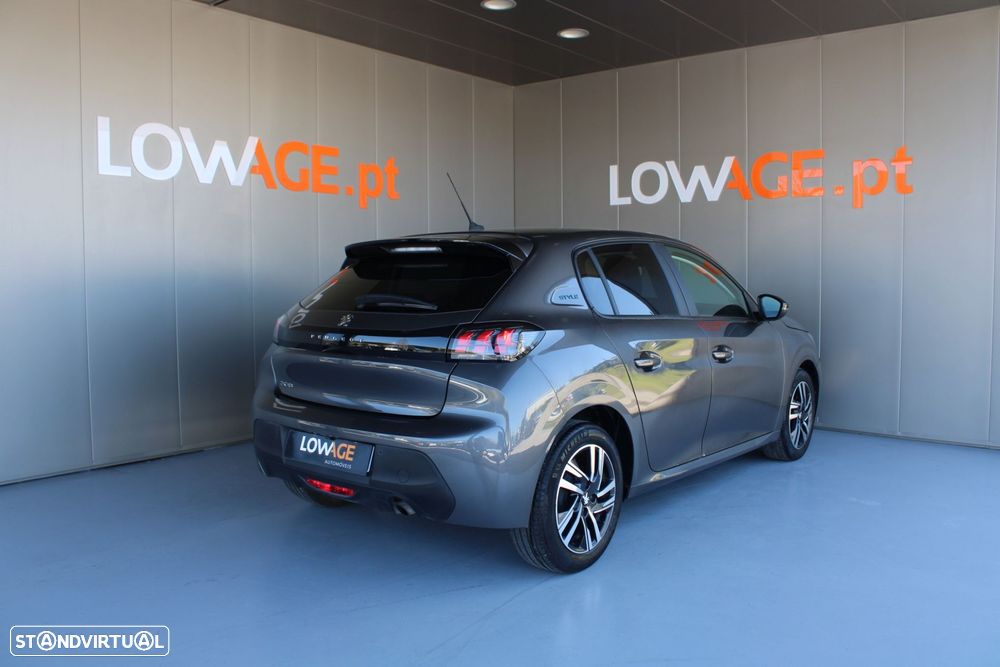 Peugeot 208 1.2 PureTech SE Style - 3