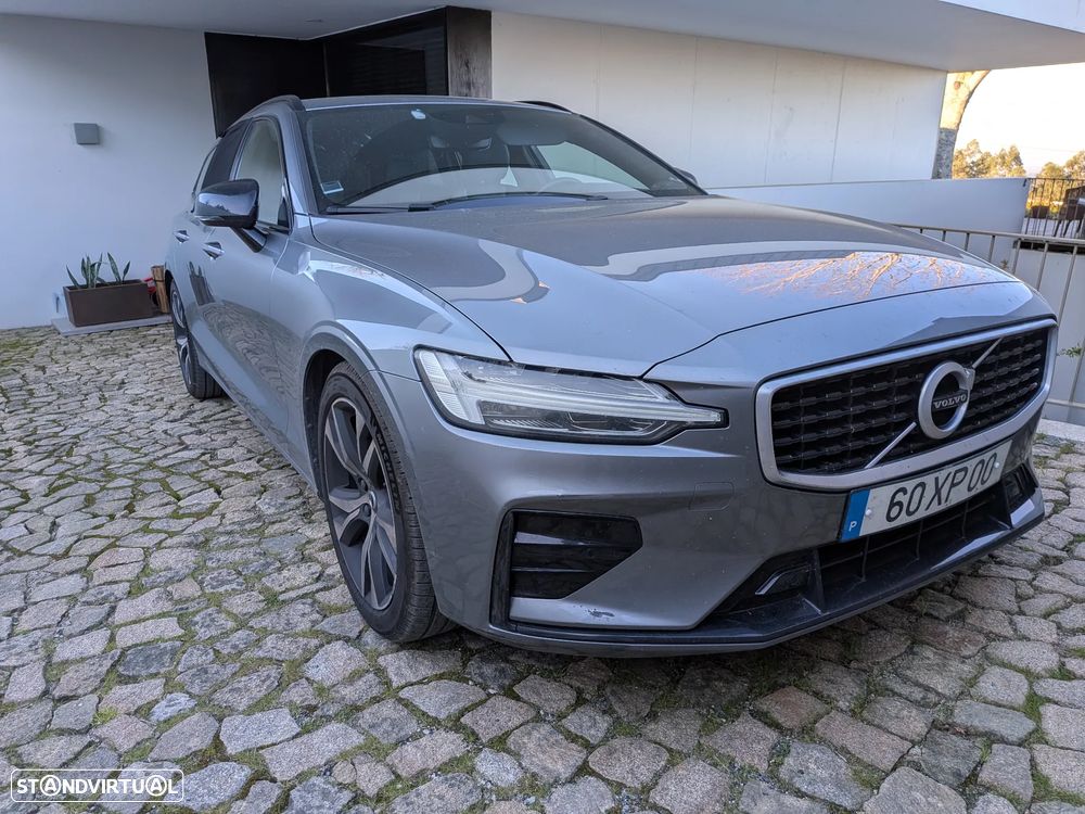 Volvo V60 2.0 D4 R-Design Geartronic - 1