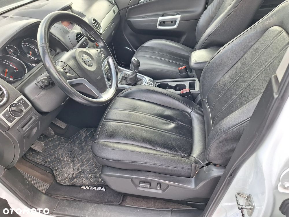 Opel Antara 2.2 CDTI 4x4 Design Edition - 6