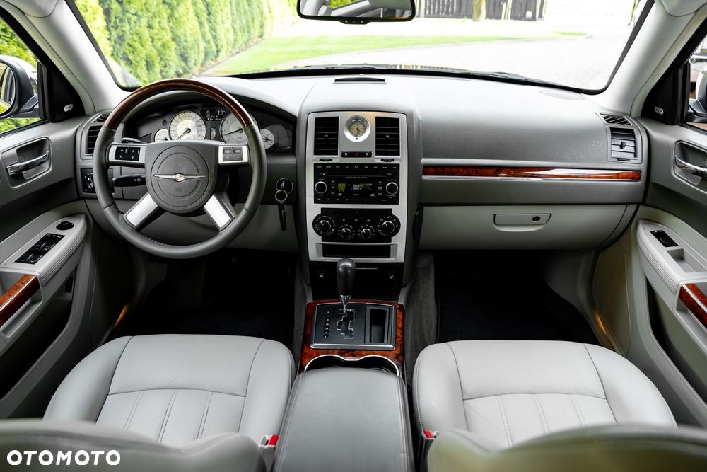Chrysler 300C 2.7 Automatik - 25