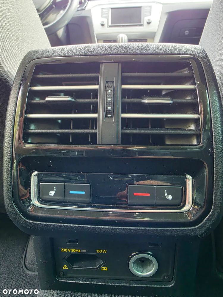Volkswagen Passat 2.0 TDI SCR DSG Comfortline - 17