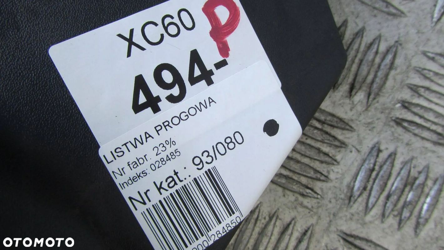 VOLVO XC60 LISTWA PROGOWA STOPIEŃ PRAWY 08- - 2