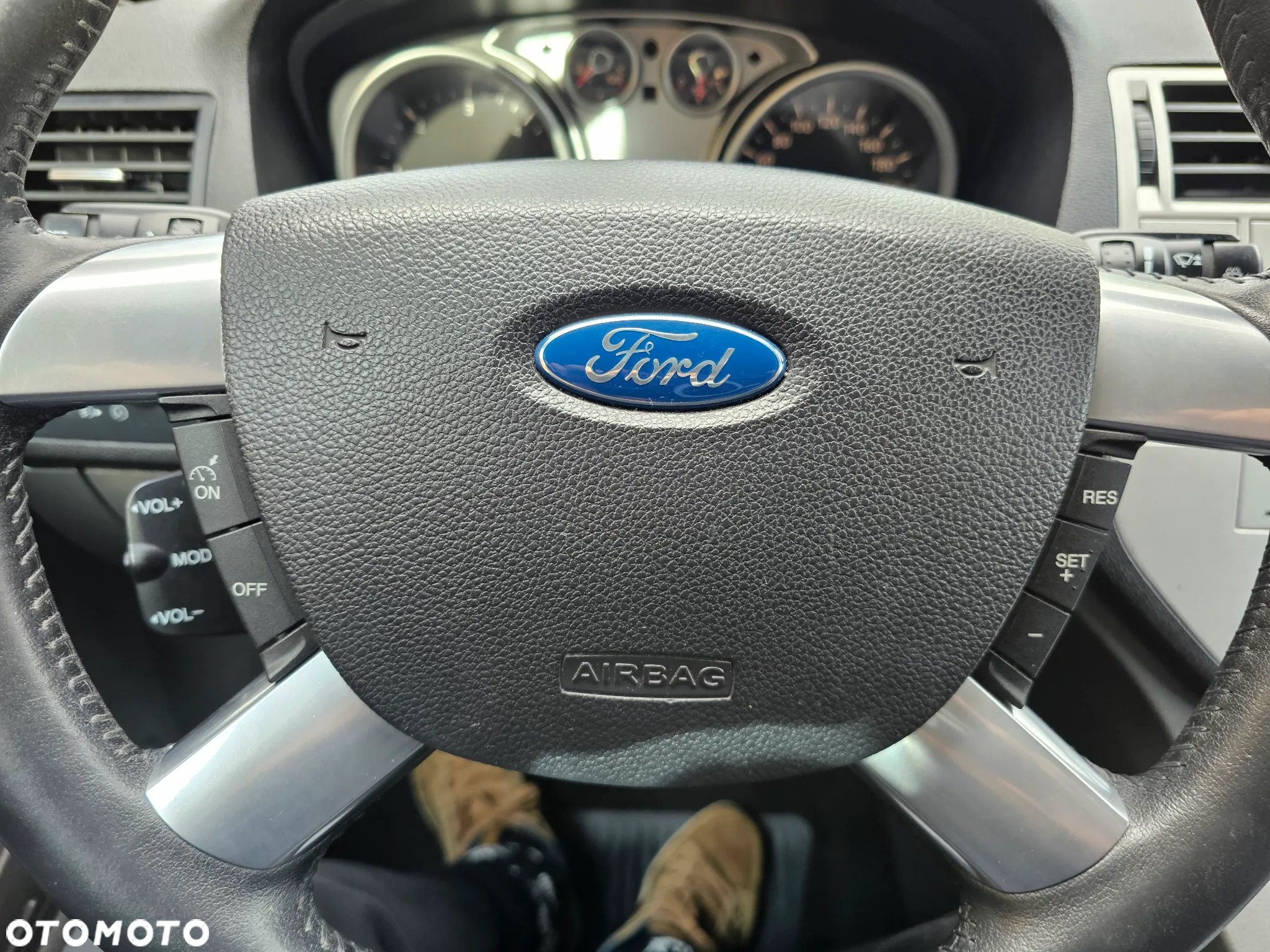 Ford Kuga 2.0 TDCi Titanium - 17