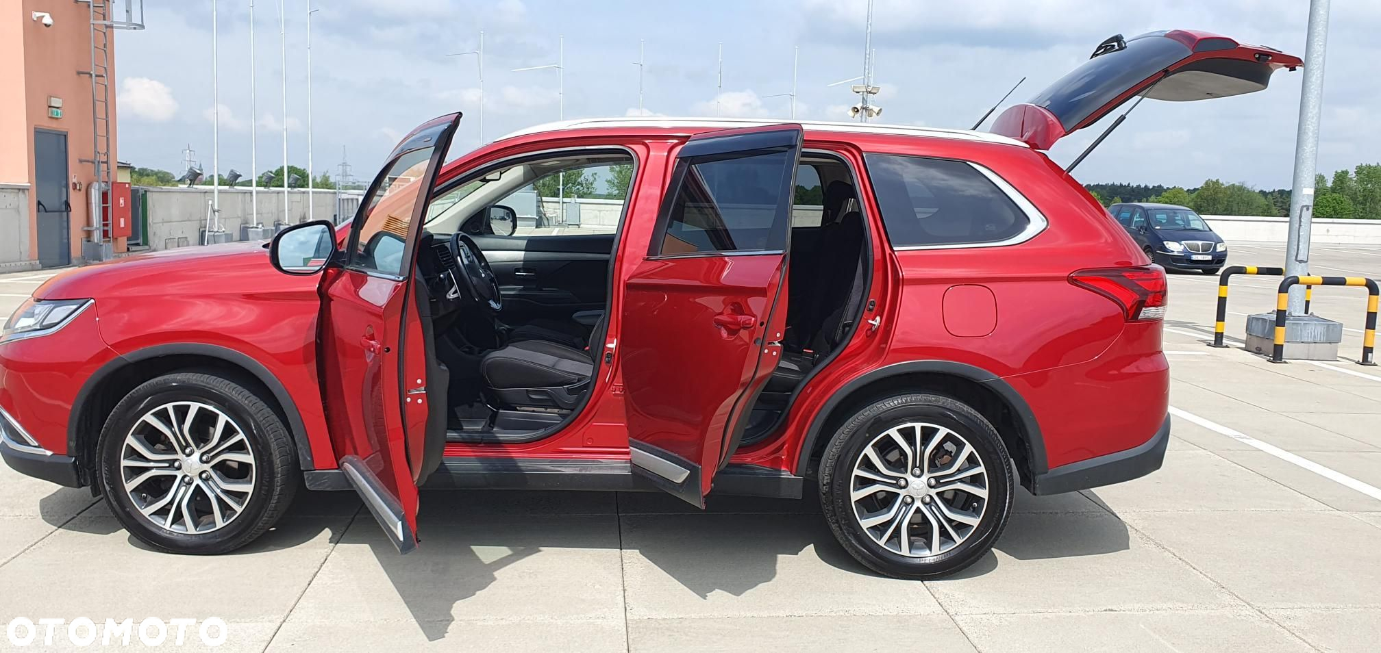 Mitsubishi Outlander 2.2 DI-D 4WD Automatik Edition 100+ - 22