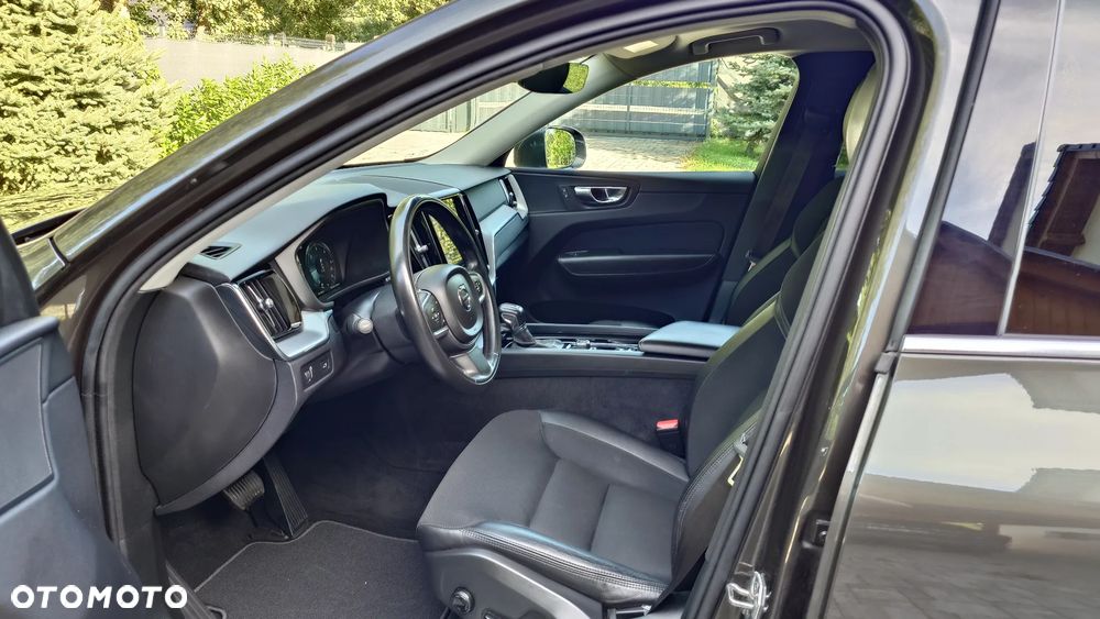 Volvo XC 60 D4 AWD Momentum - 15