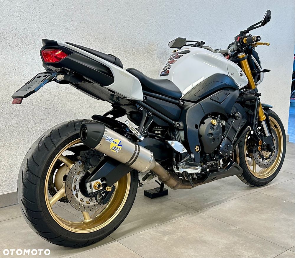 Yamaha FZ8 - 6