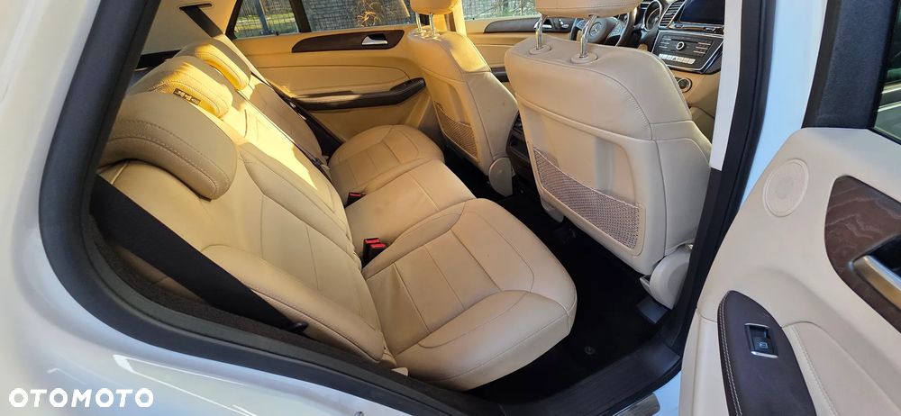 Mercedes-Benz GLE - 17