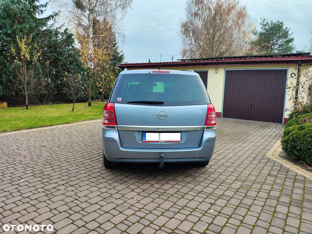 Opel Zafira - 3