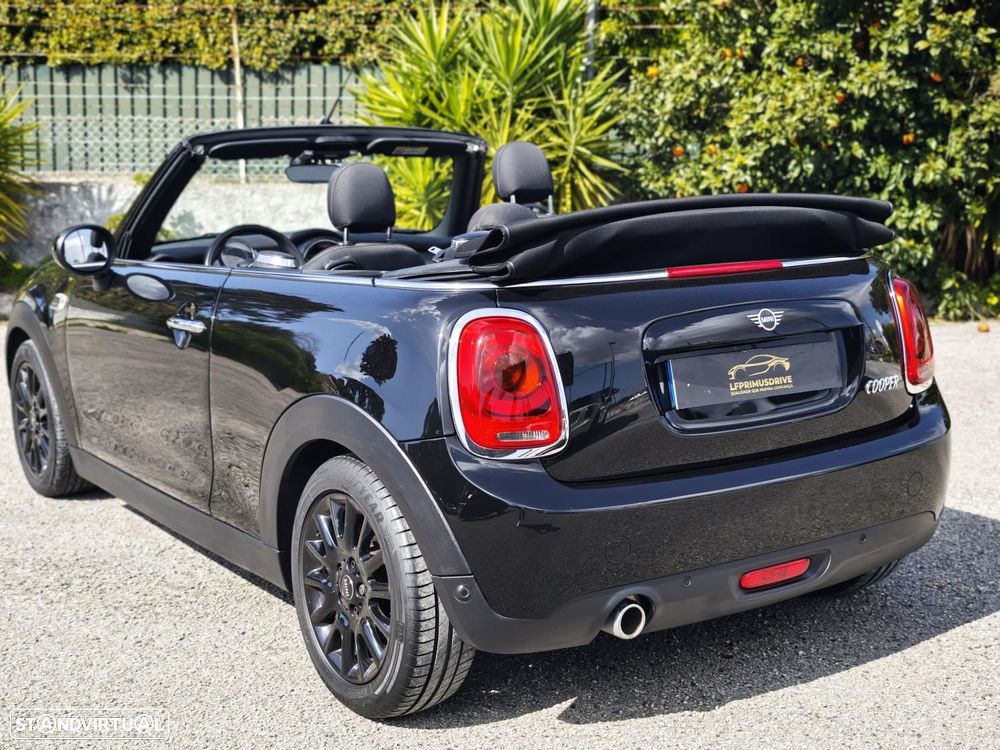 MINI Cabrio Cooper Auto - 18