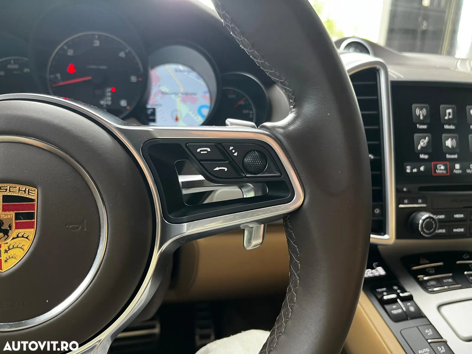 Porsche Cayenne 3.0 L - 20